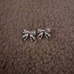 Coquette bow earrings!!